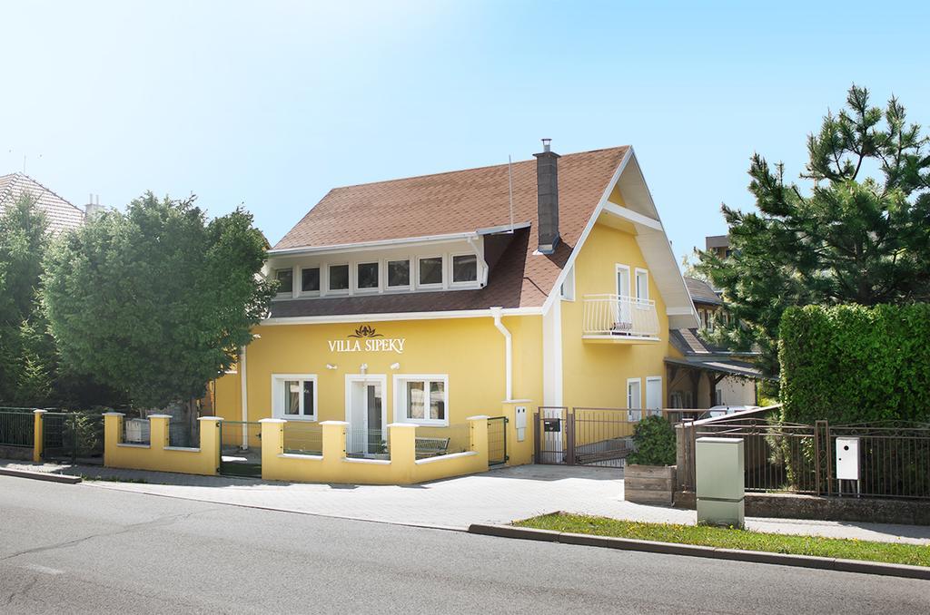 Villa Sipeky Senec Exterior photo